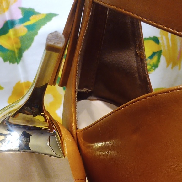 8.5 Cognac - Picture 4 of 4